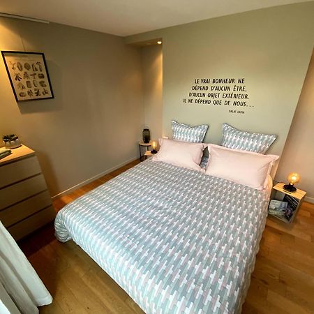 Au 10 Bed & Breakfast Luisant Habitación foto