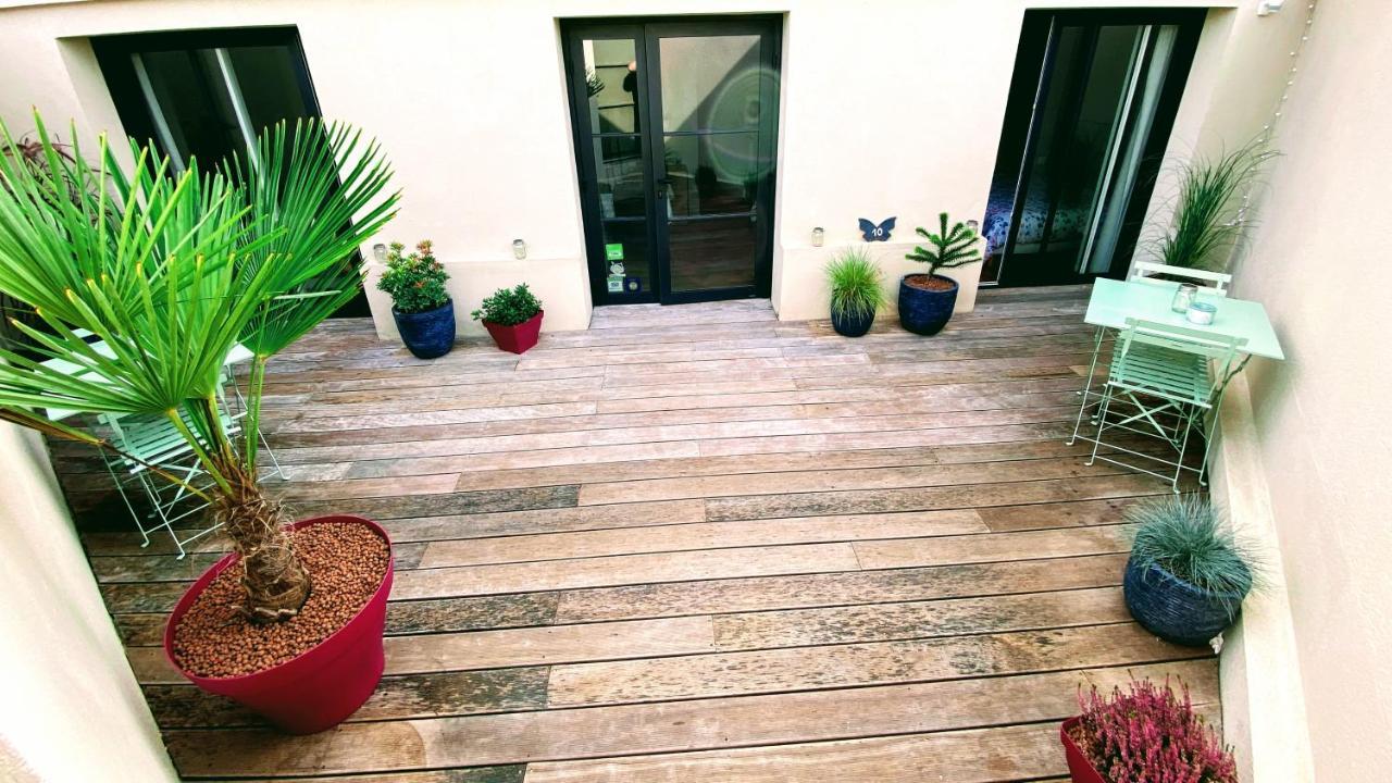 Au 10 Bed & Breakfast Luisant Exterior foto