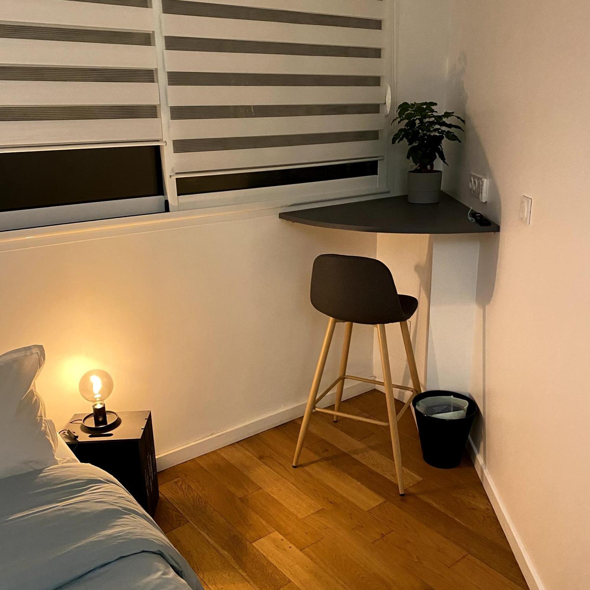 Au 10 Bed & Breakfast Luisant Habitación foto